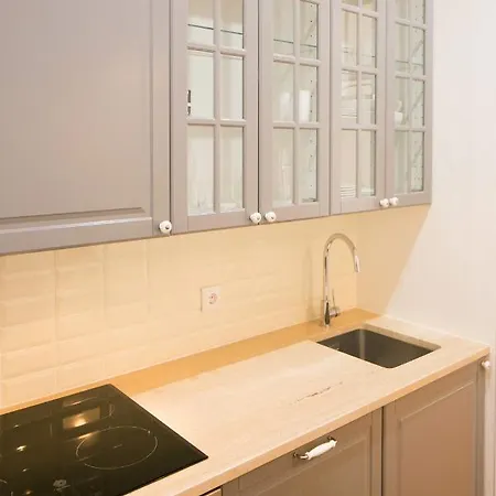 Apartament Trendy And Super 21 By Lisbonne Collection *
